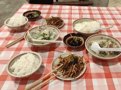 -老方桌烂蹄花川菜馆(九龙坡店)