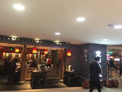 门面-张氏宽窄巷成都名小吃(茂业百货华强北店)