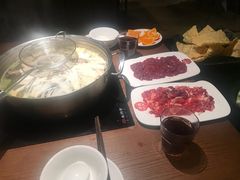 -牛焱·贵州黄牛肉火锅(城西银泰店)