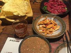 -老牌坊云南鱼豆花火锅(嵩山店)