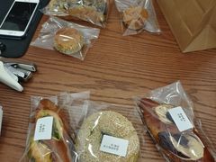 -雀食面包店(钟楼店)