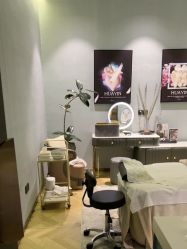 -花隐·美芙炫海菲秀皮肤管理中心