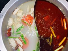 -吴记老锅底麻辣火锅(福州路店)