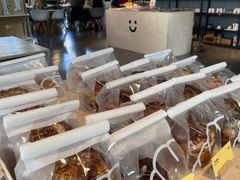 面包甜点陈列柜-dotcom coffee古点咖啡(致真大厦店)