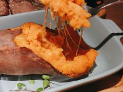 -蜜桃餐厅·伴山(湖滨商业街店)