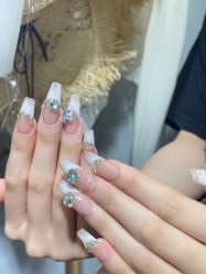 -NEW LOOK-绿麓 · 美甲美睫脱毛工作室