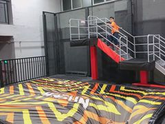 -嗨翻Hi-Fun竞技主题乐园·蹦床亲子生日轰趴(国光1937店)