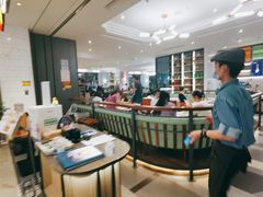 -港丽餐厅(高德置地店)