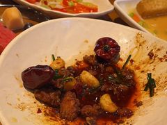 -隔壁老王·家常云南菜(花巷店)