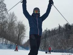 -亚布力新体委滑雪场