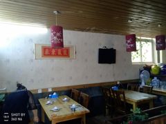 大堂-回家湘菜馆(浮山后店)
