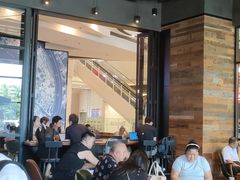 -星巴克臻选(武汉经开永旺梦乐城店)