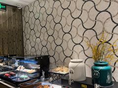 -浅深(世茂滨江精品店)
