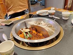 -沸炉重庆老火锅(军事博物馆店)