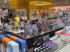 -泡泡玛特POPMART(蓝色港湾店)