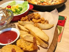 -必胜客(WOW中心城店)