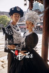 -芭莎视觉婚纱摄影(花溪店)