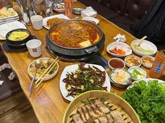 -喇喇排骨火锅·传统韩式脊骨汤(望京西园总店)