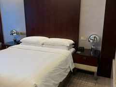 -上海龙之梦万丽酒店