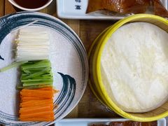 特色沪华片皮鸭-沪华海鲜大酒楼(南汇店)