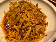 -老湘亲·品鉴湘菜(蔡塘爱琴海店)