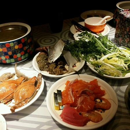 舌尖自由行海鲜自助(龙湖时代天街店)-"三文鱼新鲜,湖蟹蛏子蛤蜊都是