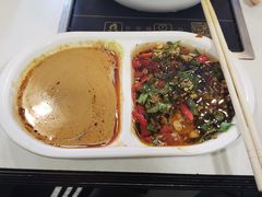 -百品聚旋转火锅(万德庄店)