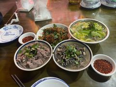 -小杨翘脚牛肉