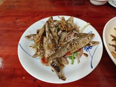 -芦茨金富饭庄·25年老字号·专做稻草鸡