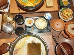 -银米·云南传统过桥米线(双廊黑金冠店)