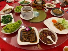 -东馆和天下特色餐饮(工农店)