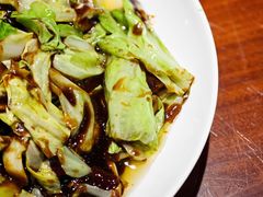 酱爆洋白菜-恩宏德餐馆(平山道店)