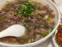 跷脚牛肉-犇逸·乐山跷脚牛肉·四川现炒(览海店)