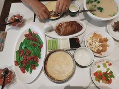 -梅利汴京烤鸭•开封豫菜地标店(东大街店)
