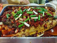 -鸣记脆皮烤鱼(铁西店)