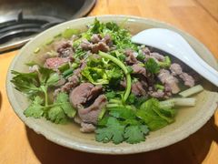 -大众跷脚牛肉馆·非遗传承单位(峨眉山店)