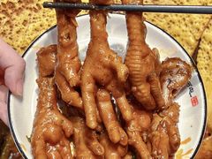 -山河屯铁锅炖·非遗东北菜(南山店)
