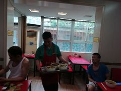 -乐天拉面(桃花街店)