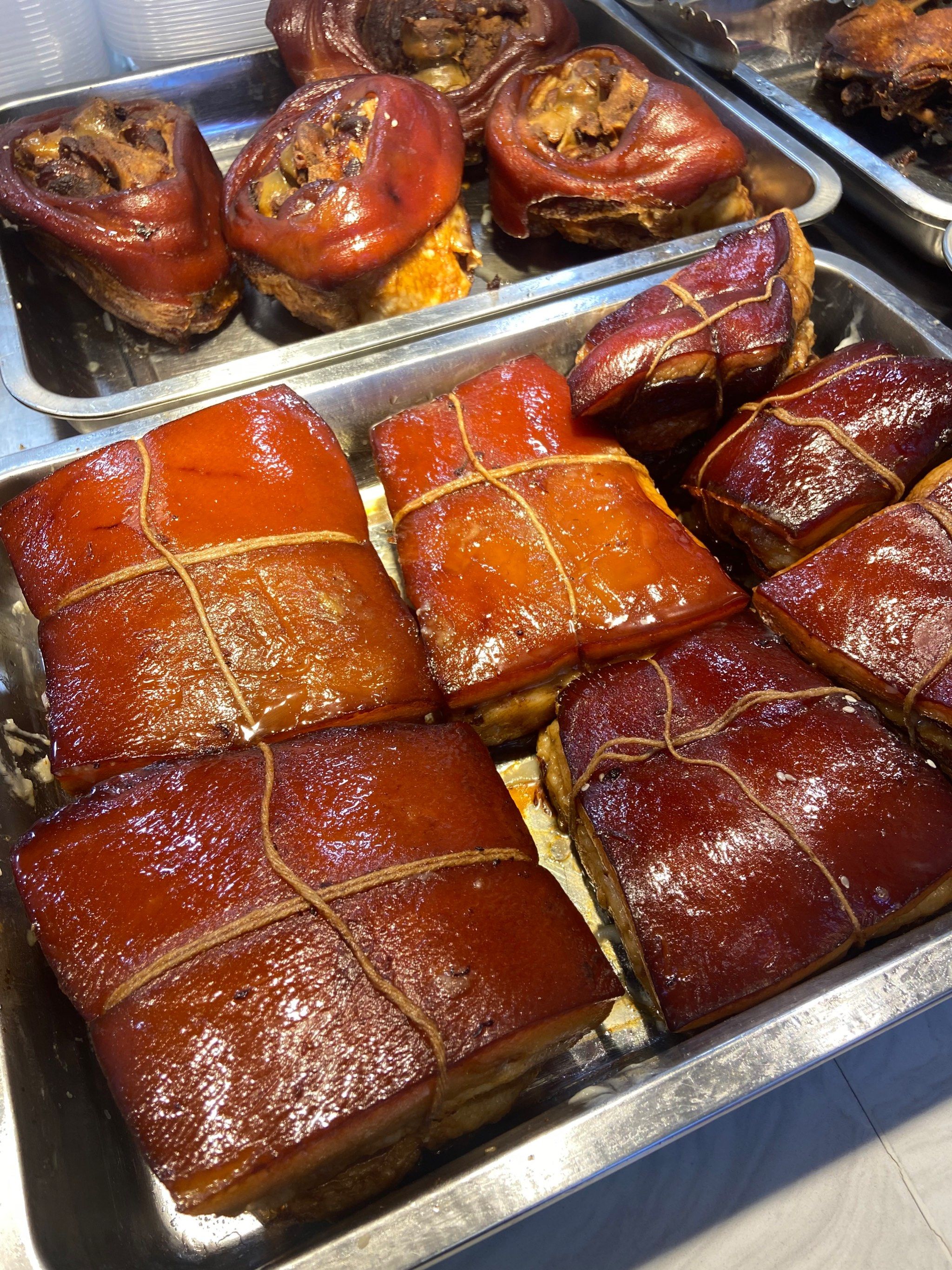 解馋的卤味 #卤味 
盛岸市场的二楼以卤味熟食为主,这边有大块的