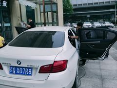 -京伟修鞋洗鞋奢侈品皮具护理店