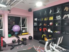-简·无界健身工作室·运动康复·体态(石厦店)