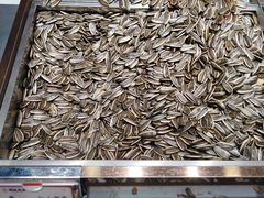 -琦王花生(张杨北路文峰广场店)