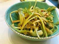 -蚝美人·生蚝海鲜烧烤(茶花园店)