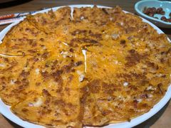 辣白菜海鲜饼-京玉菲饭店(李村店)