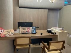 -灸春堂·艾灸·痛症·整脊连锁(之江银泰店)