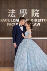 -现代经典婚纱摄影