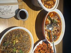 -小三峡食府(西五路店)