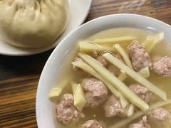 酸笋肉羹汤-津品味小吃(大学湾店)