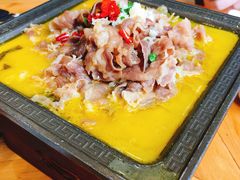 酸汤肥牛-外婆船宴餐厅·外婆喊你回家吃饭