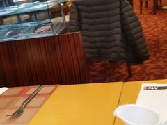-上海西藏大厦万怡自助餐厅(徐汇店)